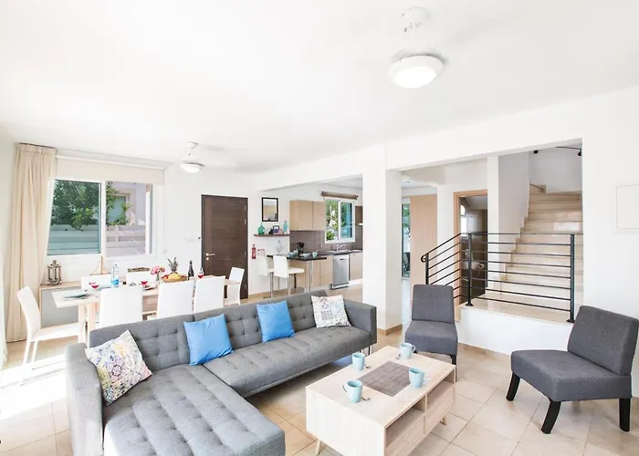 Katerina Luxury * Protaras