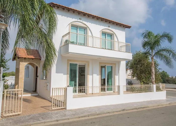 Katerina Luxury * Protaras