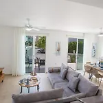 Katerina Luxury Протарас