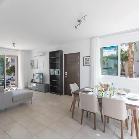 Katerina Luxury * Protaras