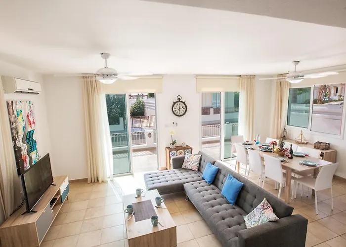 Katerina Luxury * Protarász