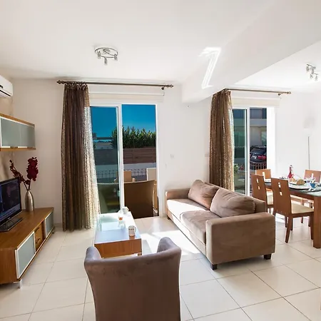 וילה Katerina Luxury פרוטאראס