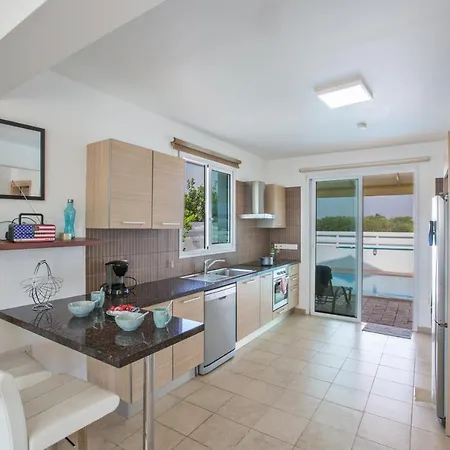 Katerina Luxury Villa *