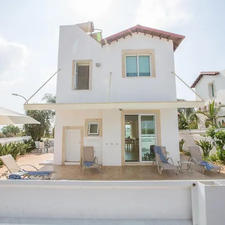 Katerina Luxury וילה פרוטאראס