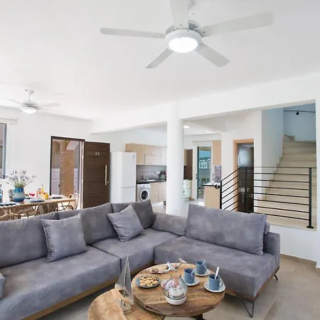 Katerina Luxury * פרוטאראס