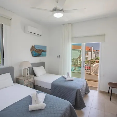 Katerina Luxury וילה *