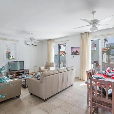 Vila Katerina Luxury Protaras