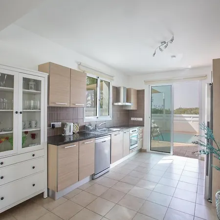 Katerina Luxury * Protaras