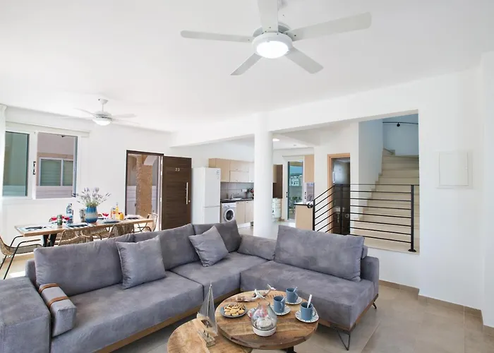 Katerina Luxury * Protaras