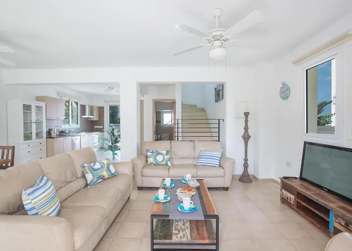 Vila Katerina Luxury Protaras