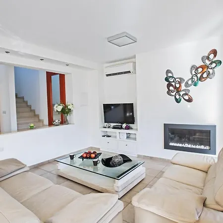 Katerina Luxury *