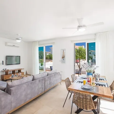 Katerina Luxury ヴィラ *